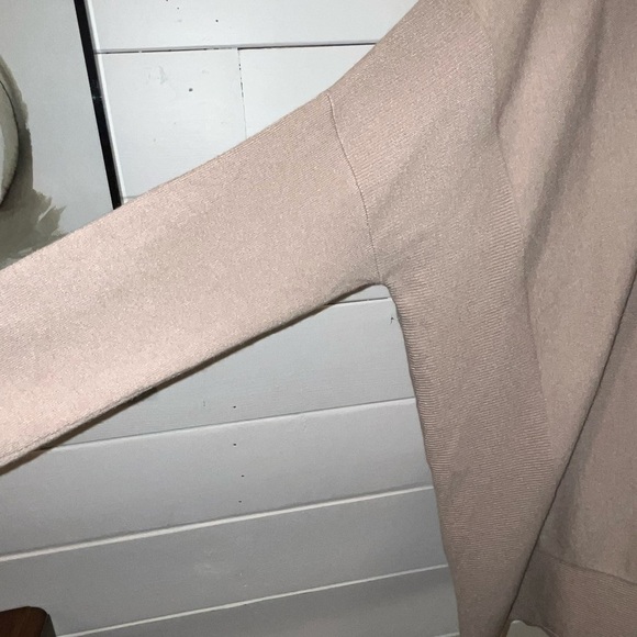 📍UCHUU Oversized Knit Sweater - Taupe (Size S/M) - Picture 11 of 14